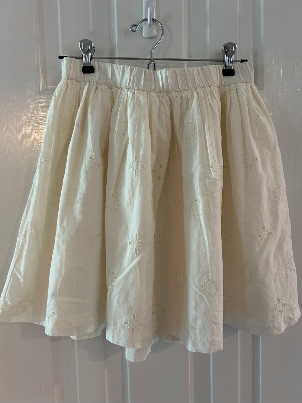 GAP Cream Eyelet Circle Skirt